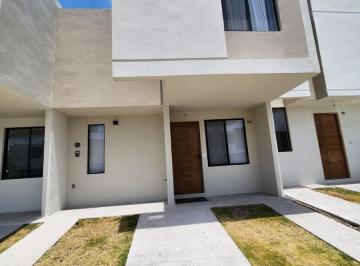 Casa · 100m² · 3 Recámaras · 2 Estacionamientos · Casa en Venta en Meseta, Queretaro