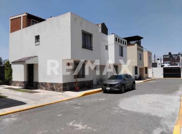 Casa en condominio · 113m² · 3 Recámaras · 2 Estacionamientos · Casa Amueblada en Renta en Los Tulipanes, Estado de México. - (4)