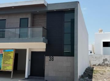 Casa de 3 habitaciones, Alvarado · Casa Nueva en Venta Lomas Residencial