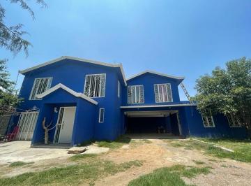 Casa · 274m² · 3 Recámaras · 2 Estacionamientos · Venta de Casa en Santa Ana Hueytlalpan