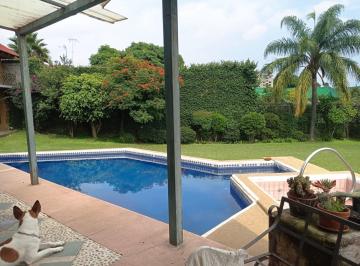 Casa · 300m² · 3 Recámaras · 4 Estacionamientos · Casa en Venta en Cuernavaca Zona Norte