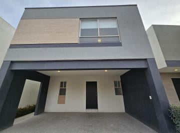 Casa · 146m² · 3 Recámaras · 2 Estacionamientos · Venta de Casa en Saltillo Coahuila Triana Residencial