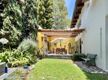 Casa , Huixquilucan · Venta Casa con Jardin en Lomas de La Herradura