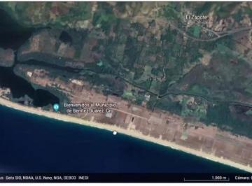 Terreno / Lote , Coyuca de Benítez · Hermoso Terreno Frente a La Playa 500,000 m² con 730 m Lineales de Playa