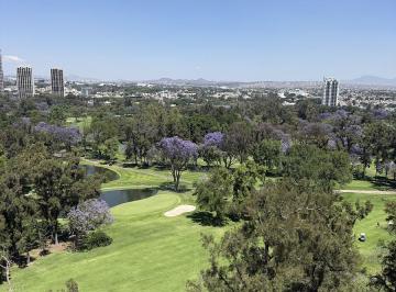 6e10cd56335a1e033d64da2f5a6950c3d9aeb0fbf3d897c3e17086d91898d52a · Amplio Depto en Fairway Uno Country Club