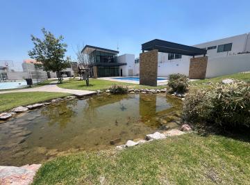 Casa en condominio , San Luis Potosí · Catara en Pozos, en Privada,, Ideal Para Inversionista