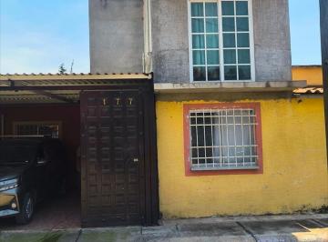 Casa en condominio · 95m² · 3 Recámaras · 2 Estacionamientos · Se Vende Casa en Paseos de San Juan Zumpango