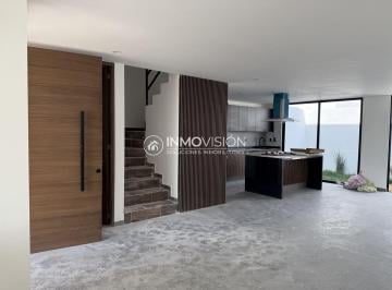 4cc1b699469df3e7528b5ed71df1020a1a7ece73040d872f077a5c6e2fb99f51 · Casa en Venta en Residencial Monte Real, Cerca de Zona Angelópolis y Periférico
