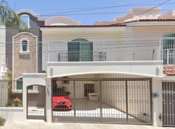 Casa de 4 habitaciones, Guadalajara · Casa de Ensueño Disponible en C Quebrada, Bosques de La Victoria, Guadalajara