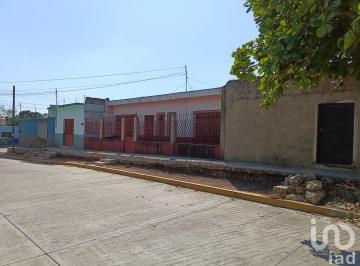 Casa · 305m² · 4 Recámaras · 4 Estacionamientos · Casa en Venta en Cintalapa, Chiapas