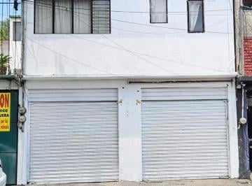 Local comercial , Naucalpan de Juárez · Local en Renta en Av San Mateo Nopala.