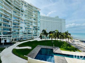 Departamento · 209m² · 3 Recámaras · 1 Estacionamiento · Departamento en Venta en Punta Cancun, Zona Hotelera