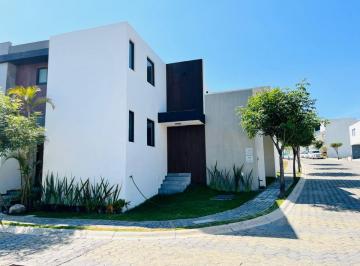 Casa de 3 habitaciones, San Andrés Cholula · Casa en Esquina, en Venta, Lomas de Angelópolis, Puebla