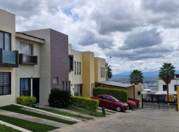 Casa de 3 habitaciones, San Pedro Tlaquepaque · Hermosa Propiedad en Vista de Las Flores Tlaquepaque Jalisco! Af