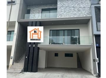 Casa · 180m² · 3 Recámaras · 2 Estacionamientos · Casa en Venta en Cumbres Elite Monterrey Nuevo Leon