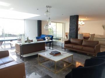 Casa de 3 habitaciones, Huixquilucan · Casa con 450 m² de Superficie de Terreno, 3 Habitaciones en Venta en Lomas Anáhuac