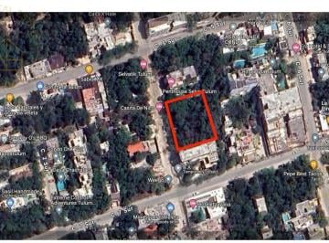 Terreno / Lote · 300m² · 4 Lotes de 300 m² C. U. en Calle 4 Sur, en La Veleta