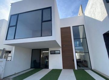 Casa · 203m² · 4 Recámaras · 3 Estacionamientos · Casa - Codominio Zen Life Residencial I