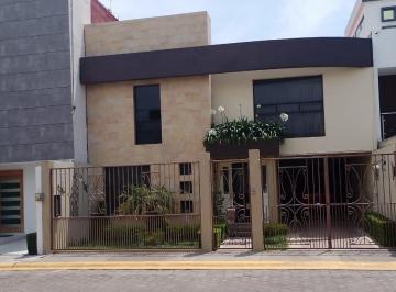 Casa de 6 habitaciones, Pachuca · Remato Casa en Venta Arboledas de San Javier 5 Recamaras Equipada Frente Area Verde