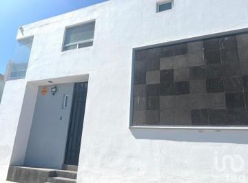 Casa · 280m² · 3 Recámaras · 2 Estacionamientos · Casa en Venta en Lomas del Tecnológico San Luis Potosí Para Inversionista