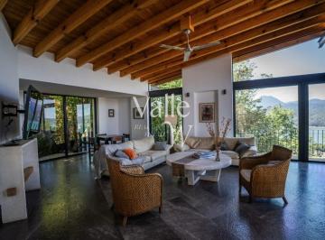 Casa de 4 habitaciones, Valle de Bravo · Casa en Renta en Valle de Bravo