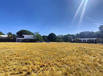 Terreno / Lote · 953m² · Terreno en Venta en Ex Hacienda Xalpatlaco, Atlixco.
