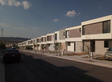 Casa en condominio de 2 habitaciones, El Marqués · Renta Casa Eqpada Vigi Casa Club Zakia El Marques Queretaro
