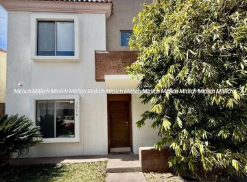 Casa · 223m² · 3 Recámaras · Casa en Venta Zona Canteras $5,800,000.