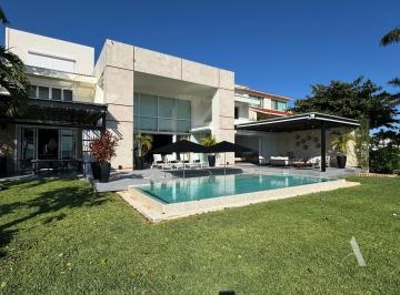 Casa de 4 habitaciones, Benito Juárez · Espectacular Casa Frente a La Laguna Isla Dorada