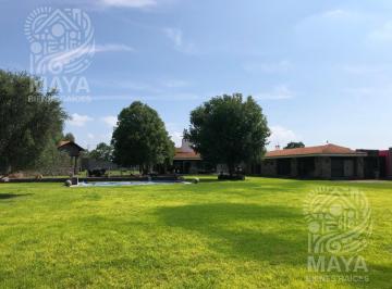 Casa · 480m² · 4 Recámaras · 12 Estacionamientos · Casa en Venta - Granja La Laja - Celaya - Guanajuato