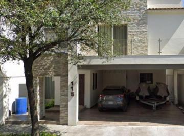 Casa de 3 habitaciones, Monterrey · Hermosa Casa en Venta de Remate en Monterrey, N. L.