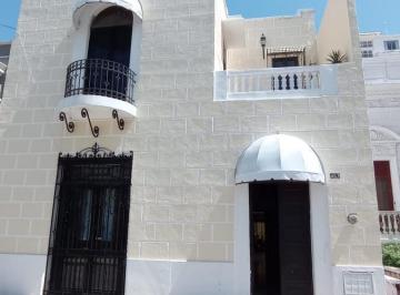 Casa · 280m² · 6 Recámaras · Casa en Venta en La Mejorada Centro
