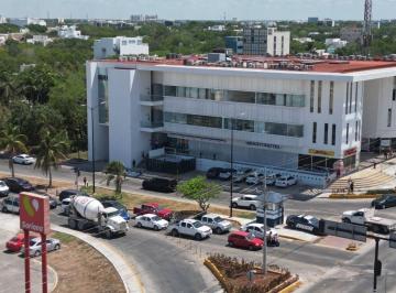 Oficina · 66m² · 1 Estacionamiento · Oficinas Playa del Carmen Renta Frente a Centro Maya Edificio Corporativo