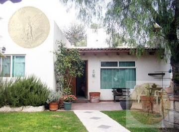 Casa · 129m² · 2 Recámaras · 2 Estacionamientos · Casa - Barrio La Magdalena