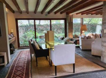 Casa · 750m² · 4 Recámaras · Venta en Casa en Paseo de Las Lomas, Santa Fe!
