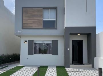 Casa de 3 habitaciones, Saltillo · Casa en Venta y Preventa en Fracc Privado Al Poniente