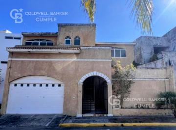 Casa de 3 habitaciones, Alvarado · Casa en Venta en Playas del Conchal