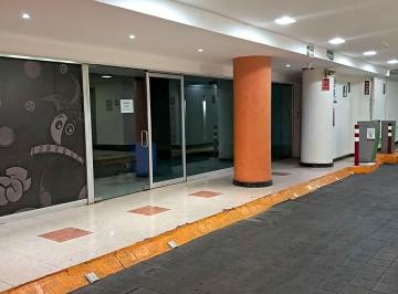 Local comercial · 240m² · 500 Estacionamientos · Se Renta Local Comercial en Benito Juárez.