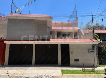 Casa · 371m² · 4 Recámaras · 2 Estacionamientos · Casa en Venta en Bosque de Echegaray | a Pasos de Periférico con Nuevo Precio