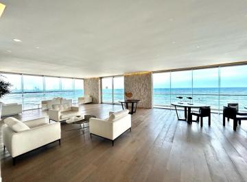 Departamento · 172m² · 2 Recámaras · 2 Estacionamientos · Departamento - Playas del Conchal