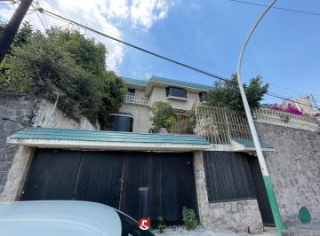 Casa · 450m² · 3 Recámaras · 4 Estacionamientos · Casa en Tecamachalco