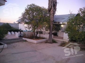 Terreno / Lote · 283m² · 1 Recámara · 6 Estacionamientos · Vendo Terreno con Casa de un Piso Col La Aurora en Saltillo