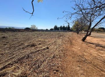 Terreno / Lote , El Arenal · Terreno en Venta en Santa Sofía Country Club de Golf. Coto Caporales