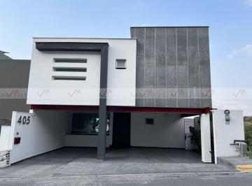 Casa · 480m² · 4 Recámaras · 3 Estacionamientos · Casa en Venta en San Jeronimo