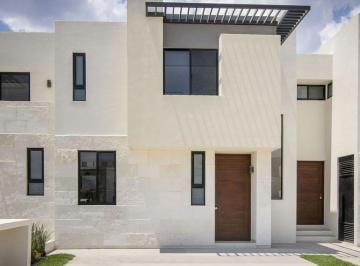 Casa · 157m² · 3 Recámaras · 2 Estacionamientos · Casa Nubye con Oficina y Sala de Tv en Venta en Azhala, Zibatá, Querétaro