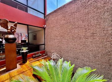 4939e8bd7d137a5403613677d9f27ad22bc4f1af6d77c5fad8e108b92e4e9c18 · Casa / Oficina Venta del Valle - Súper Ubicación y Luminosidad / Super Location