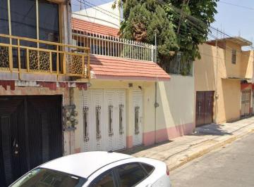 Casa de 4 habitaciones, Nezahualcóyotl · Excelente Propiedad en Nezahualcoyotl Edo Mex!