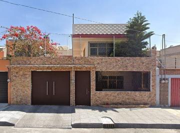 Casa de 4 habitaciones, Nezahualcóyotl · Casa en Cuidad Nezahualcoyotl Colonia Aurora Benito Juárez