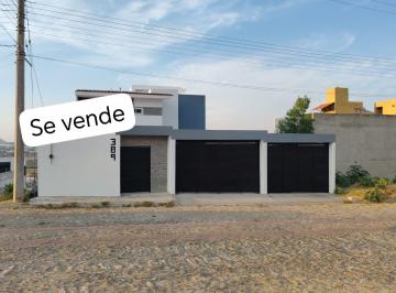 Casa en condominio de 3 habitaciones, Tlajomulco de Zúñiga · Dos Casas de Oportunidad en El Mismo Terreno en El Fracc Cortijo San Agustin