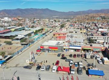 Local comercial · 893m² · 30 Estacionamientos · Plaza Comercial en Venta en Villa del Campo, Tijuana Baja California.